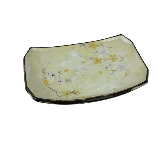 Handcrafted Floral Ceramic Serving Platter Yellow White Daisy Design Home Décor - Picture 6 of 7